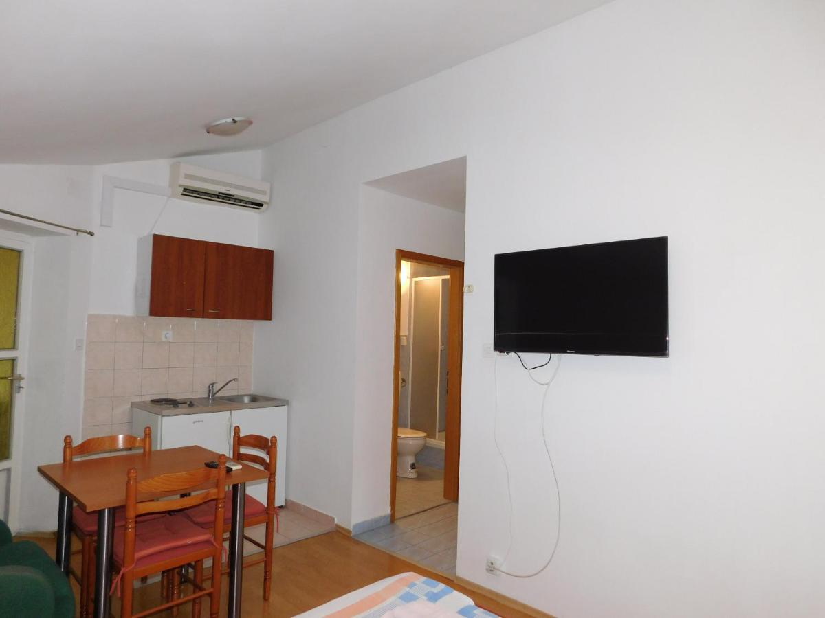 Apartments Nikolas Vodice Luaran gambar