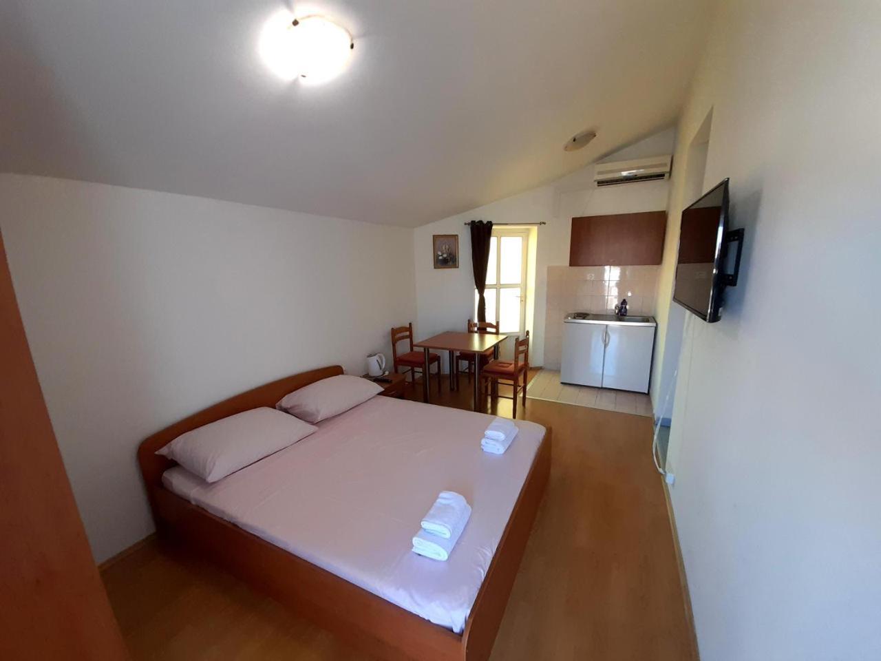 Apartments Nikolas Vodice Luaran gambar