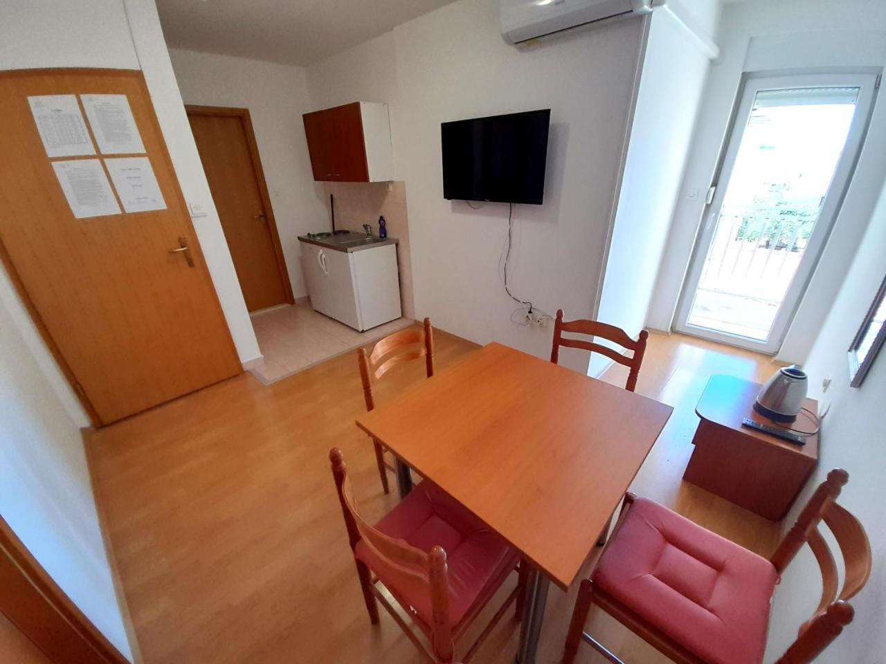 Apartments Nikolas Vodice Luaran gambar
