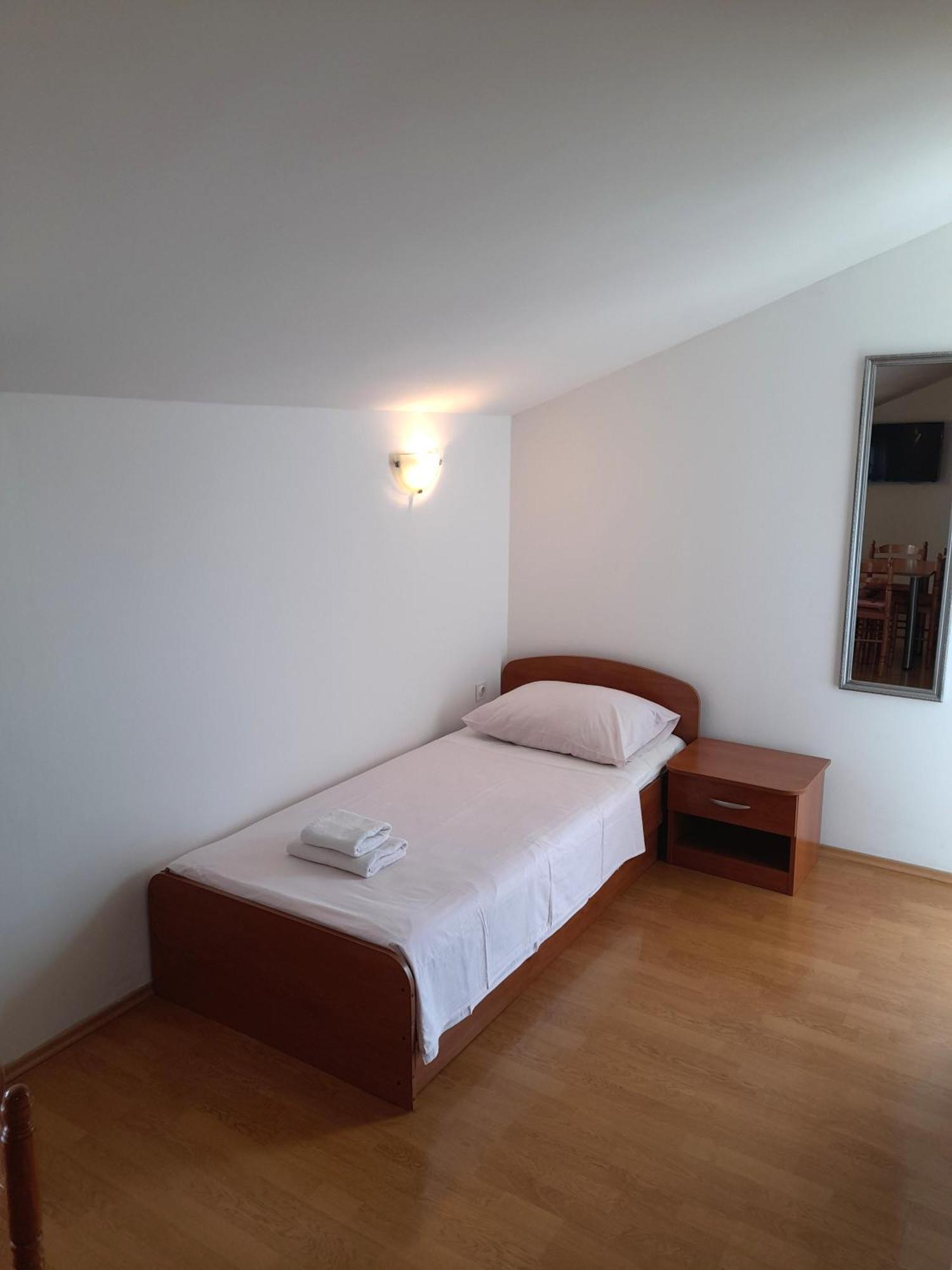 Apartments Nikolas Vodice Luaran gambar