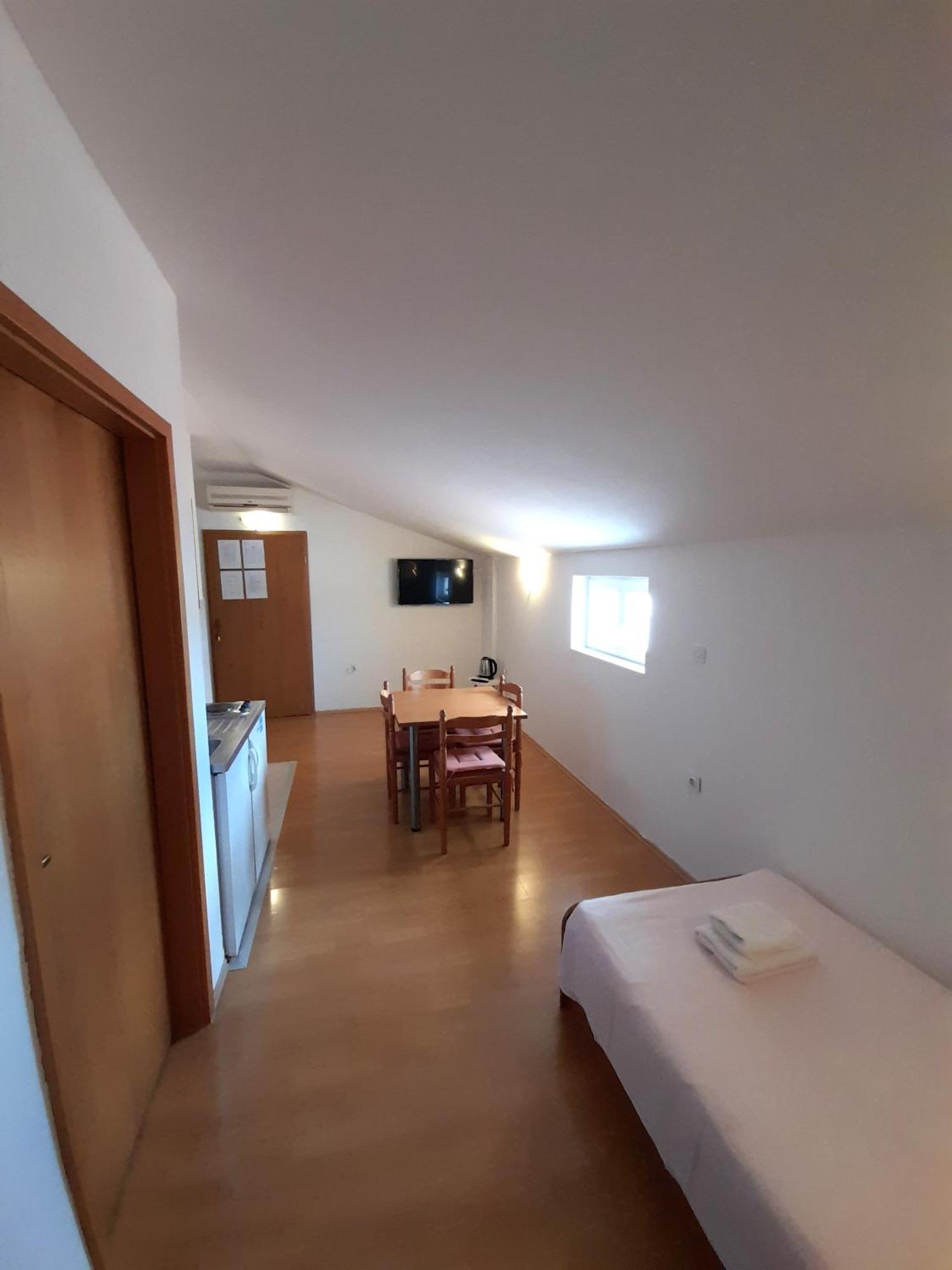 Apartments Nikolas Vodice Luaran gambar