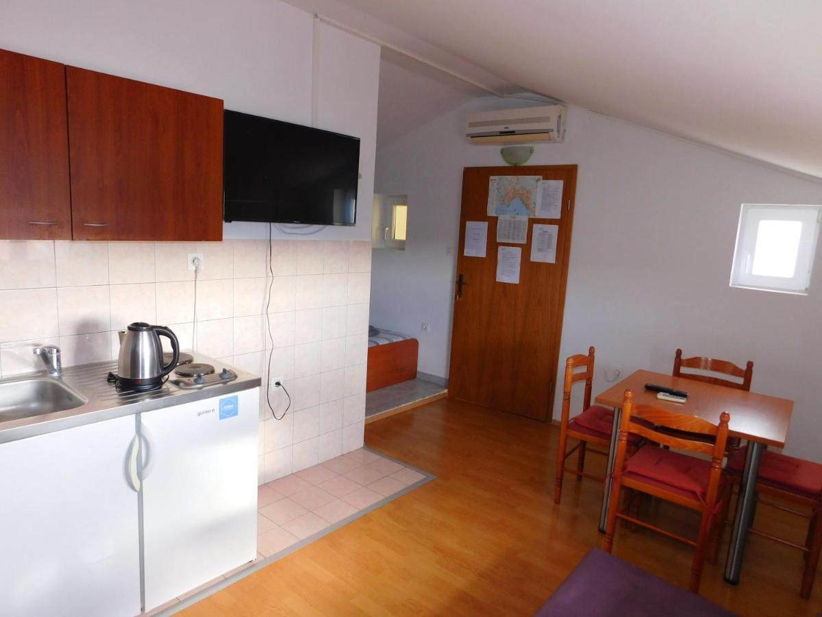 Apartments Nikolas Vodice Luaran gambar
